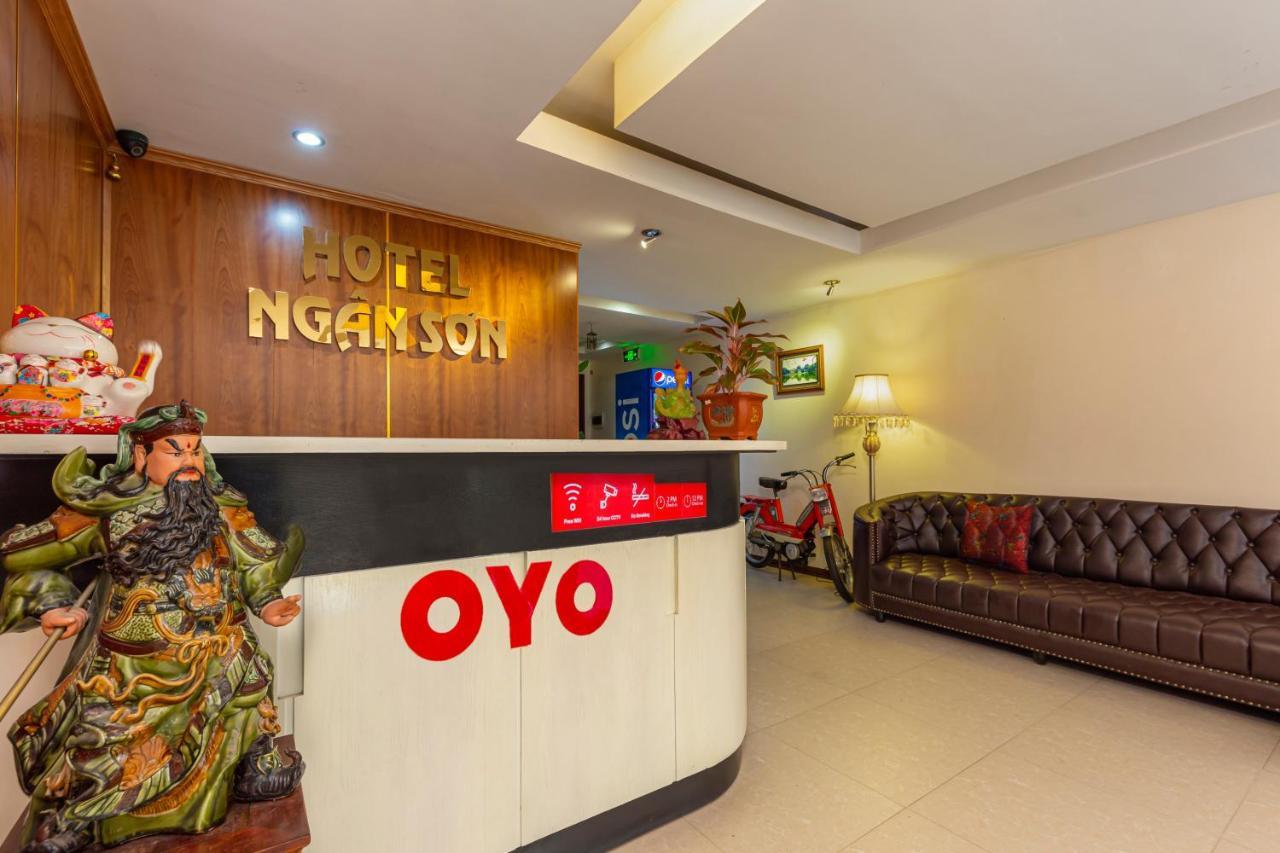 Oyo 1133 Ngan Son Hotel Hanoi Exterior foto